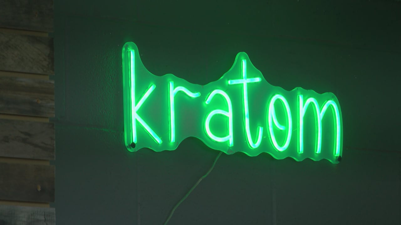 Oklahoma lawmaker seeks statewide ban on certain kratom products