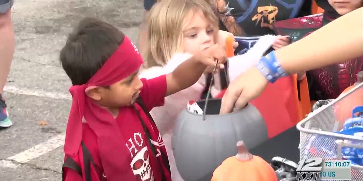 Sherman hosts 9th annual Trick or Treat on Travis Street