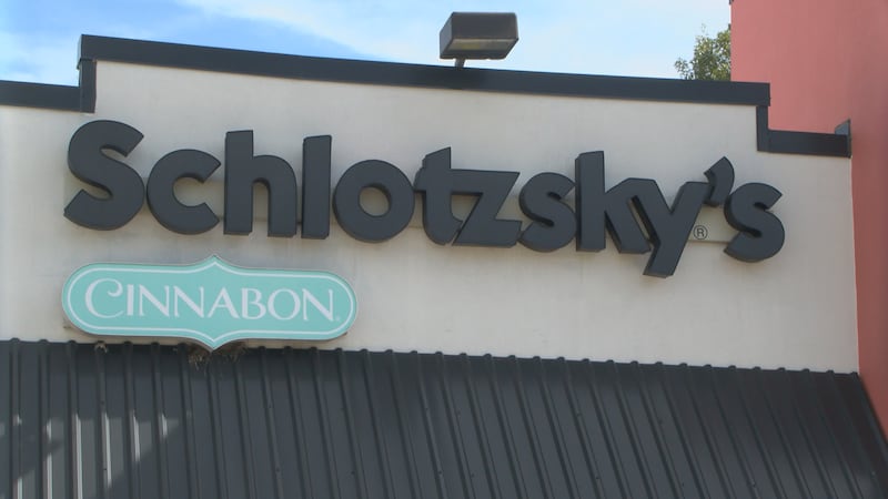 Restaurant set to take over former Schlotzsky's building