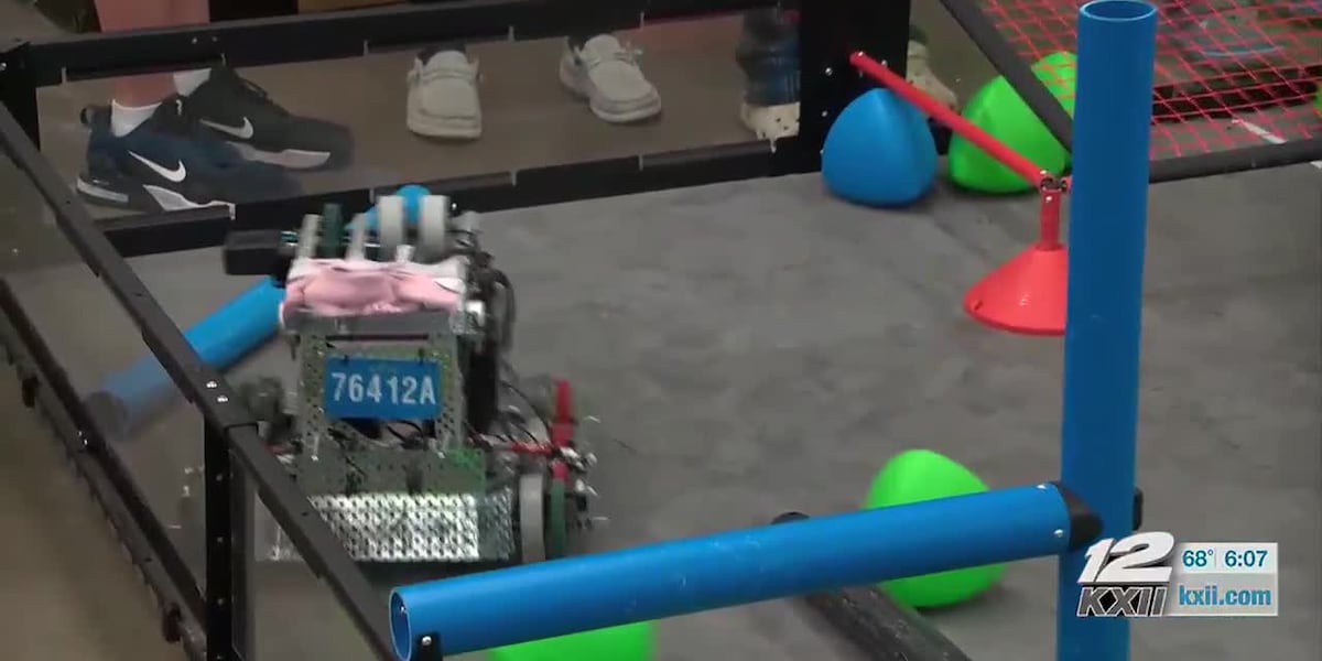 Jenison Robotics Middle School robotics team from Denison to compete in state championship